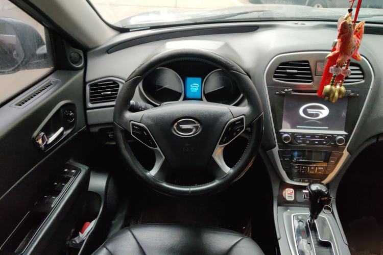Used GAC Trumpchi GS5 2014 2.0L Automatic Two-Wheel Drive Anniversary Value Edition Steering Wheel