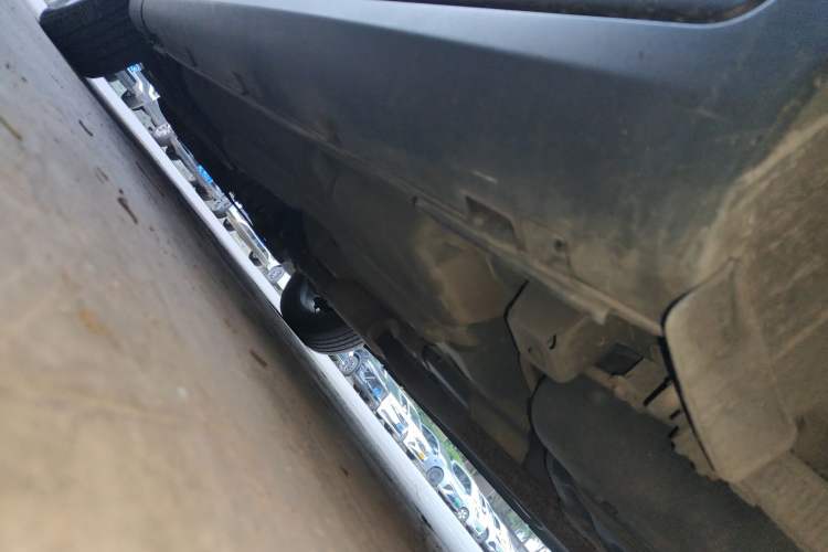 Used GAC Trumpchi GS5 2014 1.8T Automatic Two-Wheel Drive Supreme Edition Chassis Rear Left