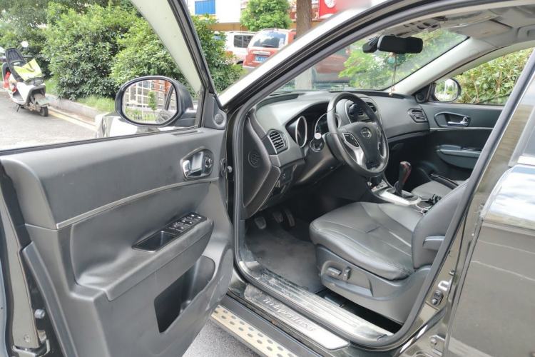 Used GAC Trumpchi GS5 2014 2.0L Manual Two-Wheel Drive Anniversary Value Edition Driver Seat