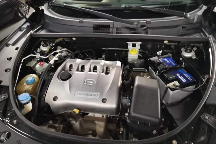 Used GAC Trumpchi GS5 2014 2.0L Automatic Two-Wheel Drive Deluxe Edition Engine Bay
