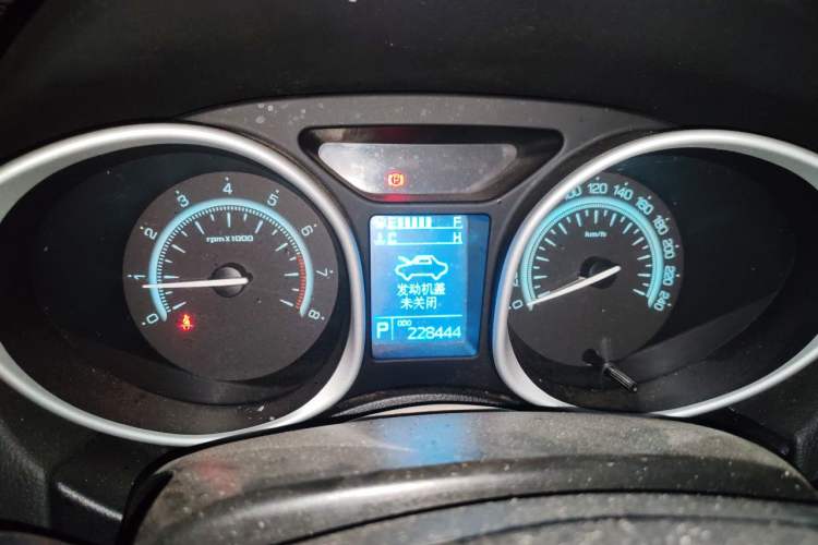 Used GAC Trumpchi GS5 2014 2.0L Automatic Two-Wheel Drive Anniversary Value Edition Instrument Cluster