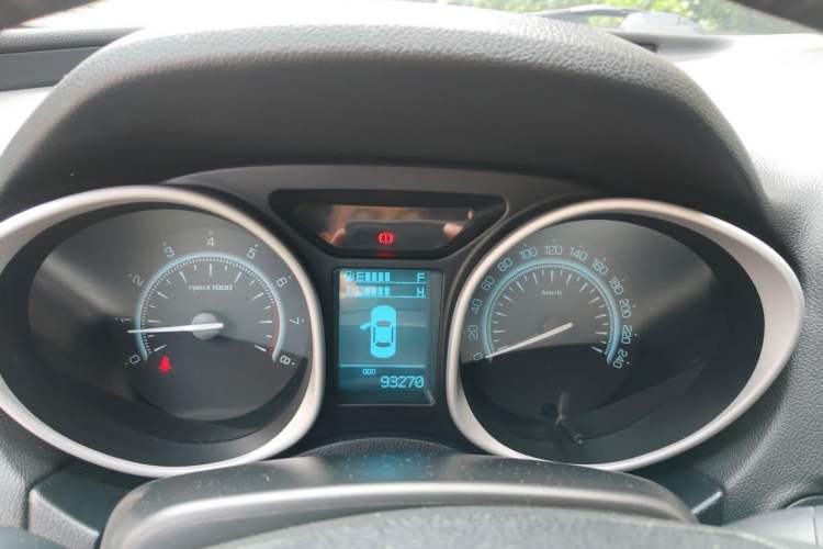 Used GAC Trumpchi GS5 2014 2.0L Manual Two-Wheel Drive Anniversary Value Edition Instrument Cluster