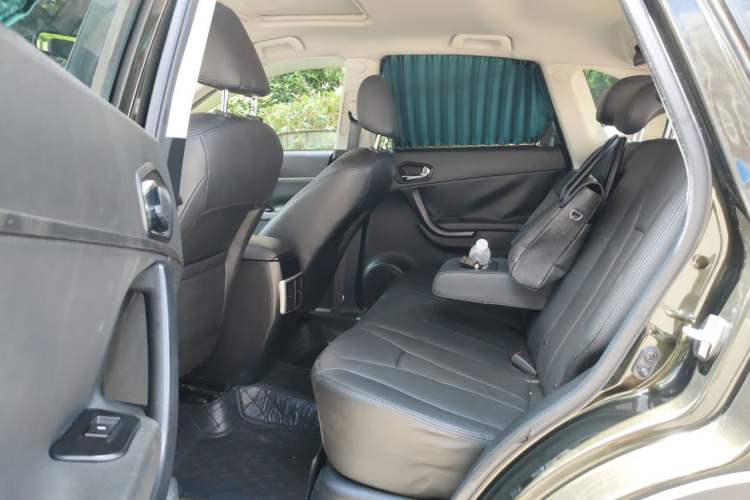 Used GAC Trumpchi GS5 2014 2.0L Manual Two-Wheel Drive Anniversary Value Edition Left Rear Seat
