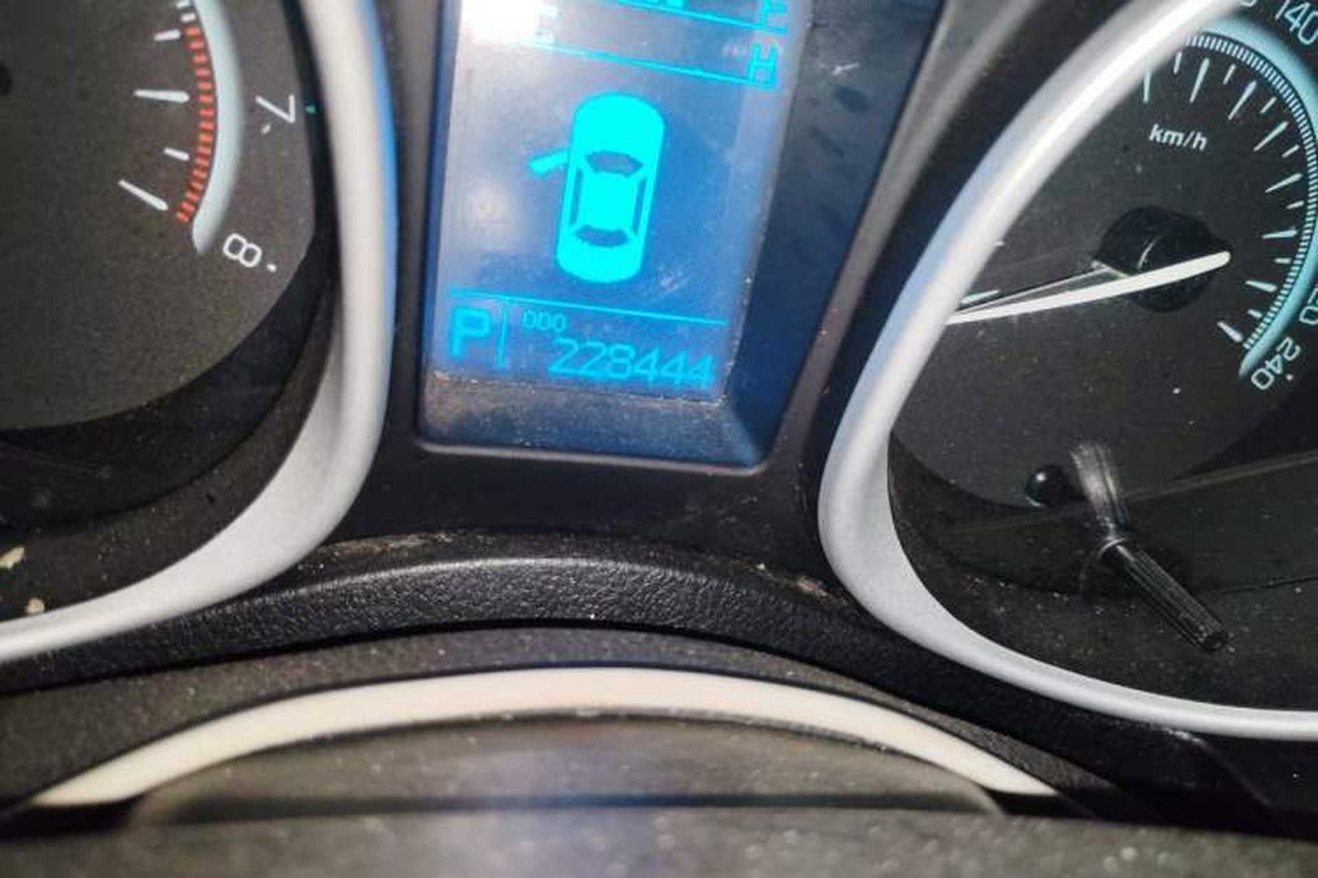 Used GAC Trumpchi GS5 2014 2.0L Automatic Two-Wheel Drive Anniversary Value Edition Odometer Close Up