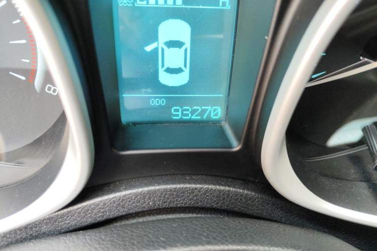 Used GAC Trumpchi GS5 2014 2.0L Manual Two-Wheel Drive Anniversary Value Edition Odometer Close Up