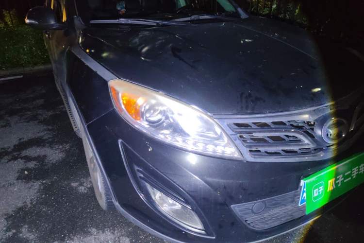 Used GAC Trumpchi GS5 2014 2.0L Automatic Two-Wheel Drive Anniversary Value Edition Right Front Headlight
