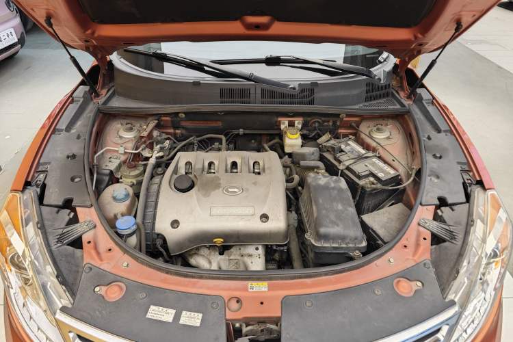 Used GAC Trumpchi GS5 2014 2.0L Automatic Two-Wheel Drive Anniversary Value Edition Engine Bay