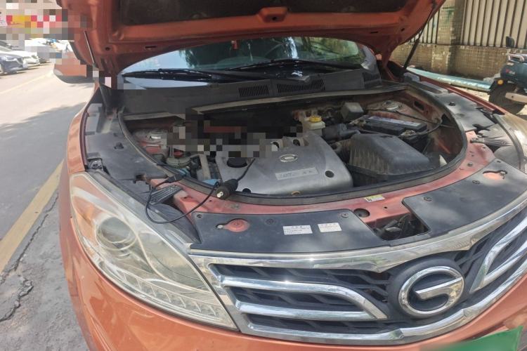 Used GAC Trumpchi GS5 2014 2.0L Automatic Two-Wheel Drive Deluxe Edition Engine Bay Right