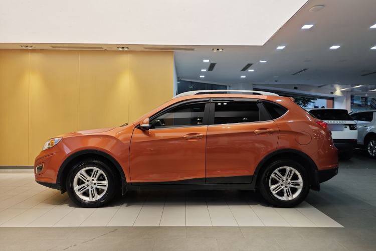 Used GAC Trumpchi GS5 2014 2.0L Automatic Two-Wheel Drive Anniversary Value Edition Exterior 6