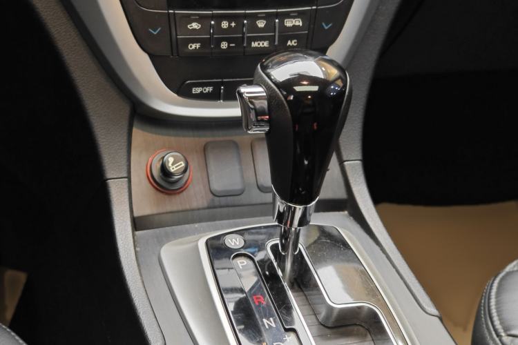 Used GAC Trumpchi GS5 2014 2.0L Automatic Two-Wheel Drive Anniversary Value Edition Gear Lever