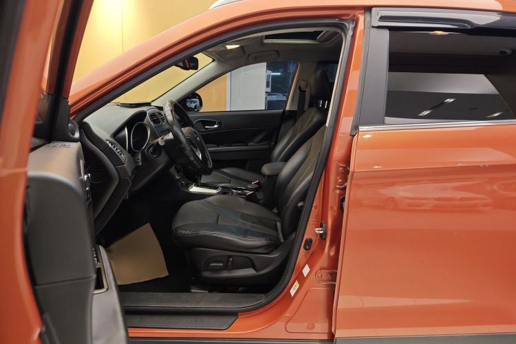 Used GAC Trumpchi GS5 2014 2.0L Automatic Two-Wheel Drive Anniversary Value Edition Left Front Seat