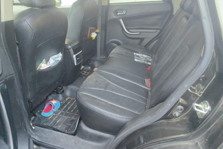 Used GAC Trumpchi GS5 2014 2.0L Automatic Two-Wheel Drive Deluxe Edition Left Rear Seat