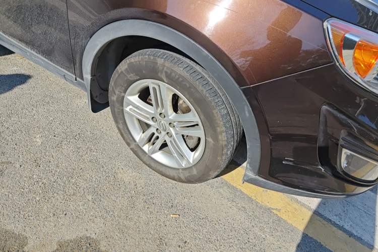 Used GAC Trumpchi GS5 2014 2.0L Automatic Two-Wheel Drive Anniversary Value Edition Right Front Wheel Hub