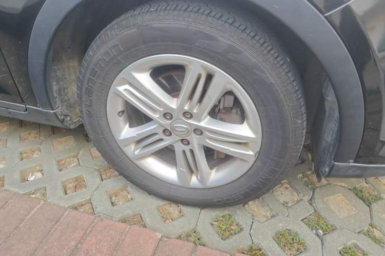 Used GAC Trumpchi GS5 2014 2.0L Automatic Two-Wheel Drive Deluxe Edition Right Front Wheel Hub