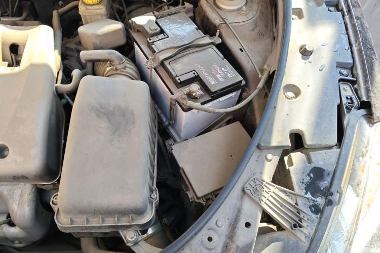 Used GAC Trumpchi GS5 2014 2.0L Automatic Two-Wheel Drive Anniversary Value Edition Engine Bay Left