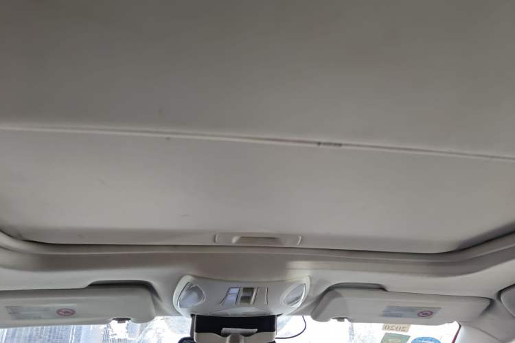 Used GAC Trumpchi GS5 2014 2.0L Automatic Two-Wheel Drive Anniversary Value Edition Headliner