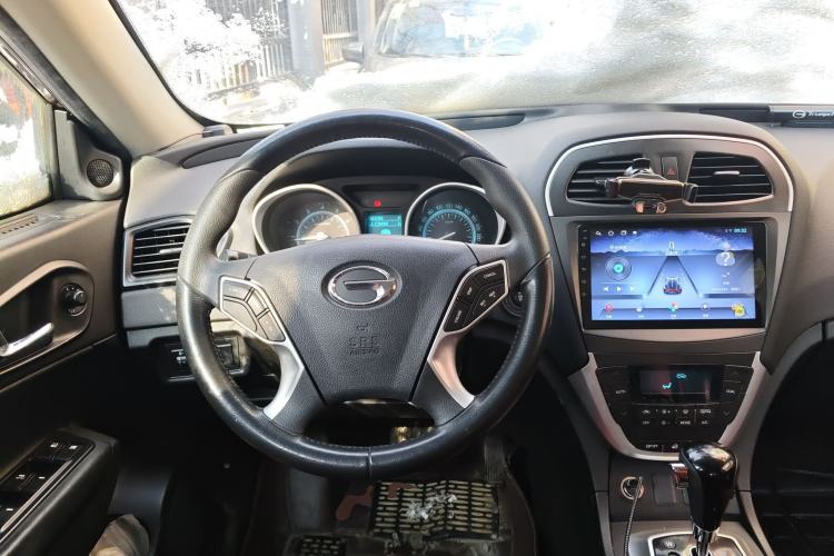 Used GAC Trumpchi GS5 2014 2.0L Automatic Two-Wheel Drive Anniversary Value Edition Steering Wheel