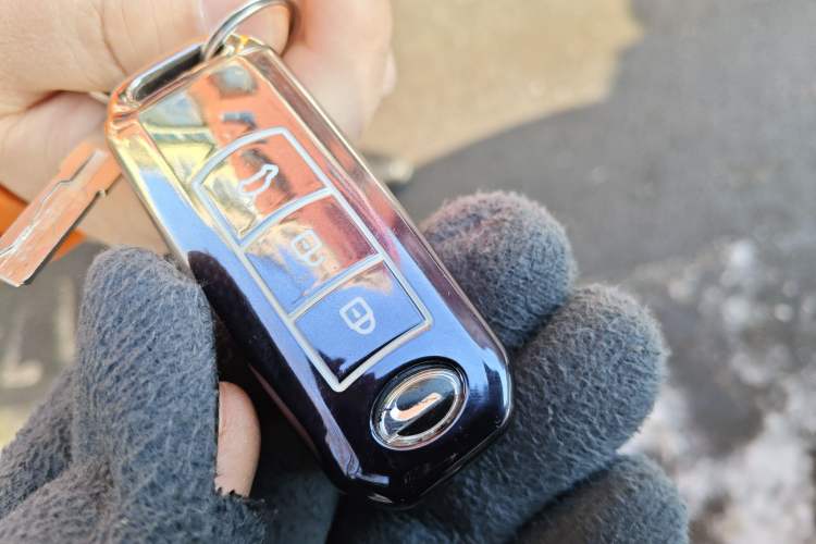 Used GAC Trumpchi GS5 2014 2.0L Automatic Two-Wheel Drive Anniversary Value Edition Vehicle Key