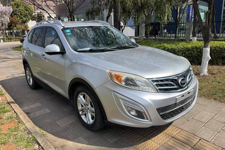Used GAC Trumpchi GS5 2014 2.0L Automatic Two-Wheel Drive Deluxe Edition Exterior 2