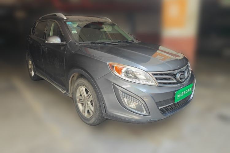 Used GAC Trumpchi GS5 2014 2.0L Manual Two-Wheel Drive Anniversary Value Edition Front Right 45 Deg