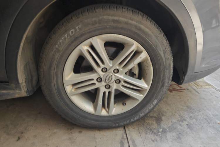 Used GAC Trumpchi GS5 2014 2.0L Manual Two-Wheel Drive Anniversary Value Edition Right Front Wheel Hub