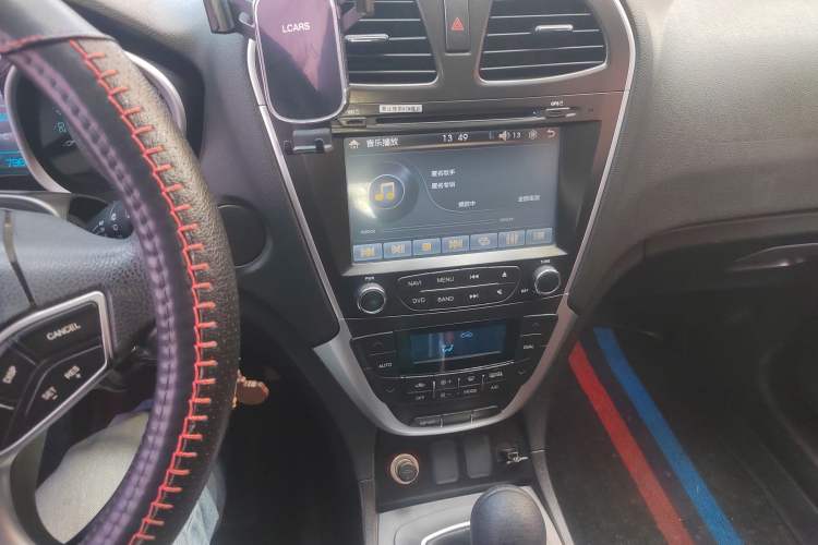 Used GAC Trumpchi GS5 2014 2.0L Manual Two-Wheel Drive Anniversary Value Edition Audio And AC Panel