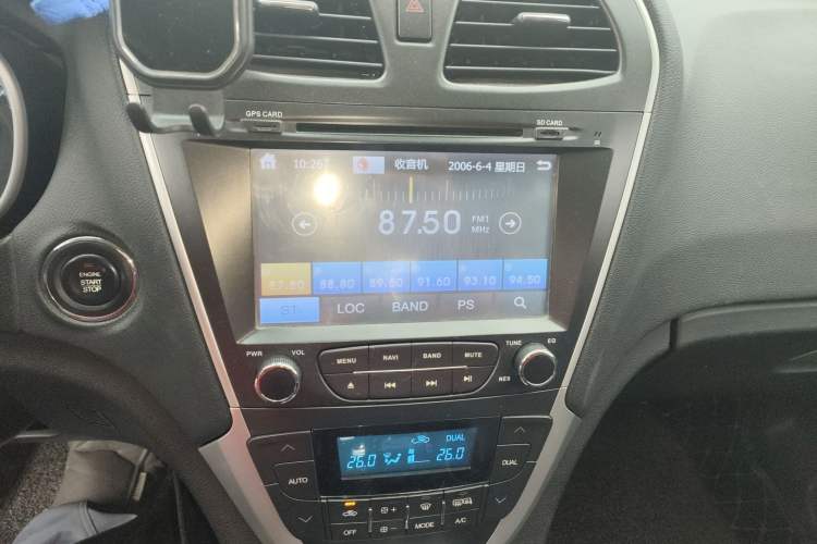 Used GAC Trumpchi GS5 2014 2.0L Automatic Two-Wheel Drive Anniversary Value Edition Audio And AC Panel