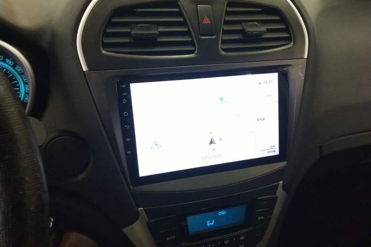 Used GAC Trumpchi GS5 2014 2.0L Automatic Two-Wheel Drive Deluxe Edition Audio And AC Panel