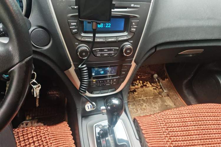 Used GAC Trumpchi GS5 2014 2.0L Automatic Two-Wheel Drive Deluxe Edition Audio And AC Panel