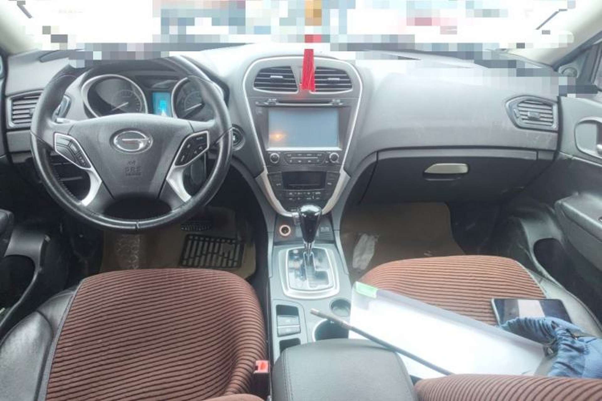 Used GAC Trumpchi GS5 2014 2.0L Automatic Two-Wheel Drive Anniversary Value Edition Center Console