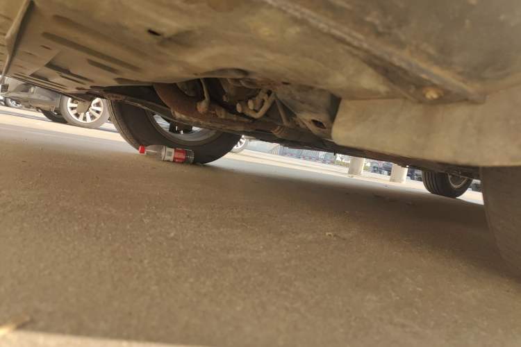 Used GAC Trumpchi GS5 2014 2.0L Automatic Two-Wheel Drive Deluxe Edition Chassis Front Left