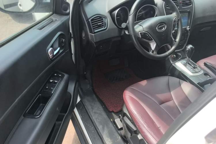 Used GAC Trumpchi GS5 2014 2.0L Automatic Two-Wheel Drive Deluxe Edition Driver Seat