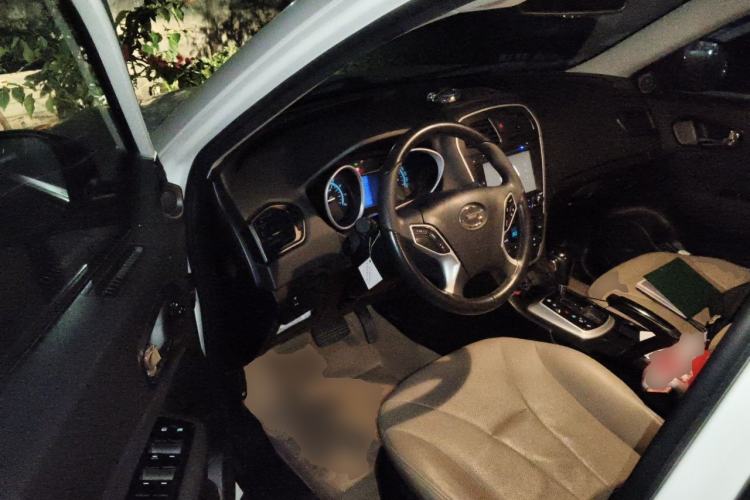 Used GAC Trumpchi GS5 2014 2.0L Automatic Two-Wheel Drive Deluxe Edition Driver Seat