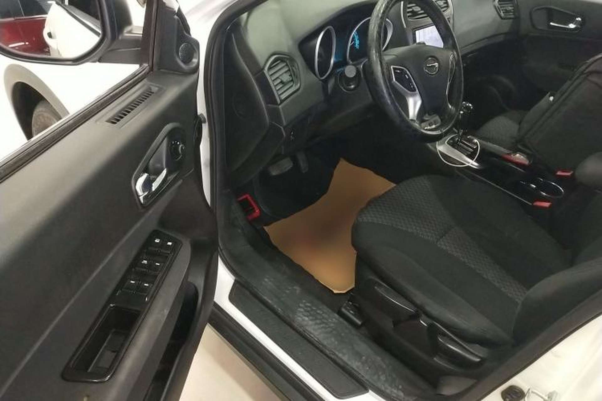 Used GAC Trumpchi GS5 2014 2.0L Automatic Two-Wheel Drive Deluxe Edition Driver Seat
