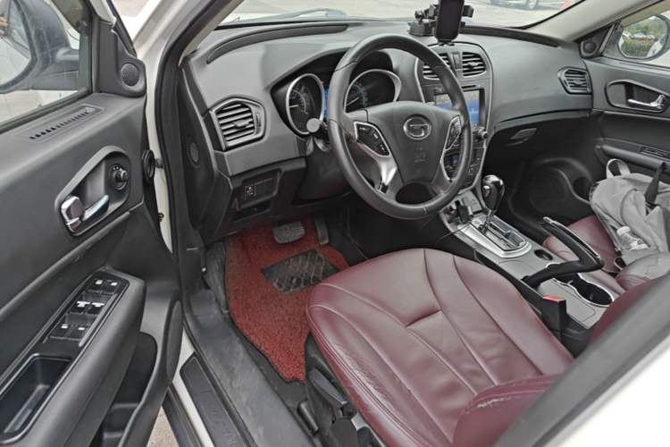 Used GAC Trumpchi GS5 2014 2.0L Automatic Two-Wheel Drive Deluxe Edition Driver Seat