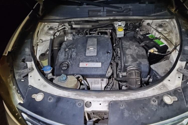 Used GAC Trumpchi GS5 2014 1.8T Automatic Two-Wheel Drive Supreme Edition Engine Bay