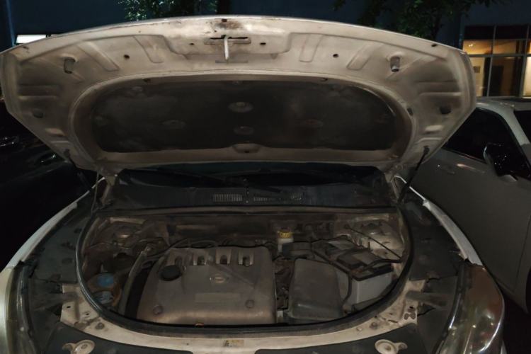 Used GAC Trumpchi GS5 2014 2.0L Automatic Two-Wheel Drive Deluxe Edition Engine Bay