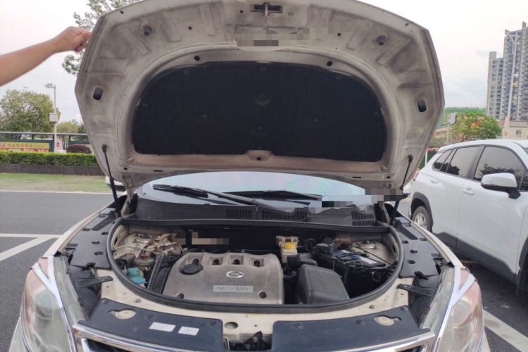 Used GAC Trumpchi GS5 2014 2.0L Automatic Two-Wheel Drive Deluxe Edition Engine Bay