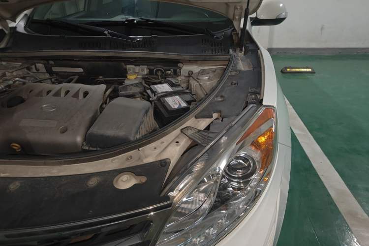 Used GAC Trumpchi GS5 2014 2.0L Automatic Two-Wheel Drive Anniversary Value Edition Engine Bay Left