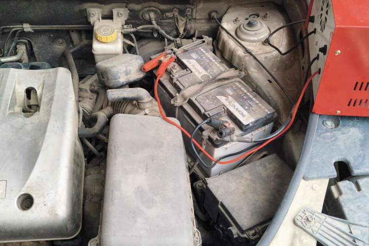 Used GAC Trumpchi GS5 2014 2.0L Automatic Two-Wheel Drive Deluxe Edition Engine Bay Left
