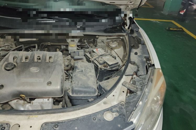 Used GAC Trumpchi GS5 2014 2.0L Automatic Two-Wheel Drive Deluxe Edition Engine Bay Left