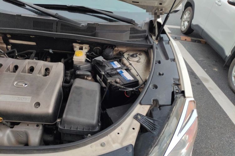 Used GAC Trumpchi GS5 2014 2.0L Automatic Two-Wheel Drive Deluxe Edition Engine Bay Left