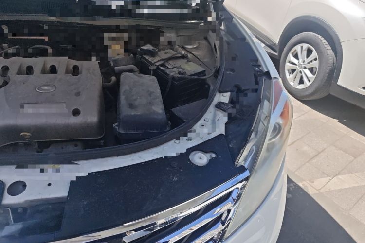 Used GAC Trumpchi GS5 2014 2.0L Automatic Two-Wheel Drive Deluxe Edition Engine Bay Left