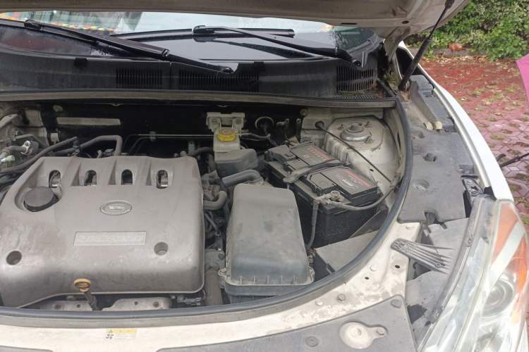 Used GAC Trumpchi GS5 2014 2.0L Automatic Two-Wheel Drive Anniversary Value Edition Engine Bay Left