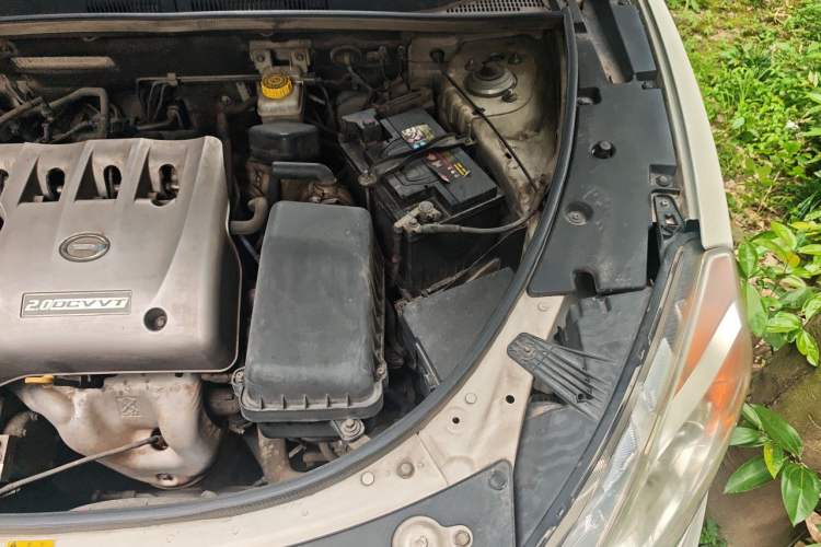 Used GAC Trumpchi GS5 2014 2.0L Automatic Two-Wheel Drive Deluxe Edition Engine Bay Left