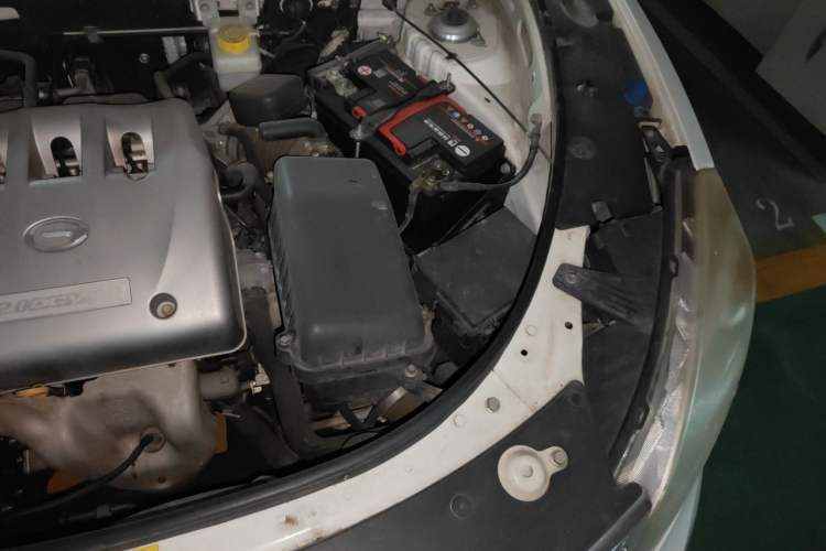 Used GAC Trumpchi GS5 2014 2.0L Automatic Two-Wheel Drive Anniversary Value Edition Engine Bay Left