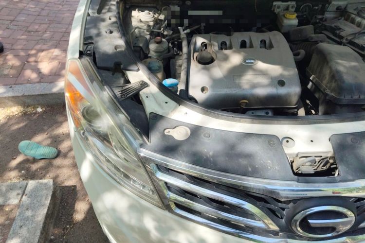 Used GAC Trumpchi GS5 2014 2.0L Automatic Two-Wheel Drive Deluxe Edition Engine Bay Right