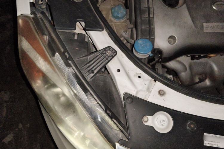 Used GAC Trumpchi GS5 2014 2.0L Automatic Two-Wheel Drive Deluxe Edition Engine Bay Right