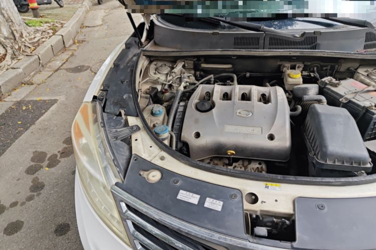 Used GAC Trumpchi GS5 2014 2.0L Automatic Two-Wheel Drive Deluxe Edition Engine Bay Right