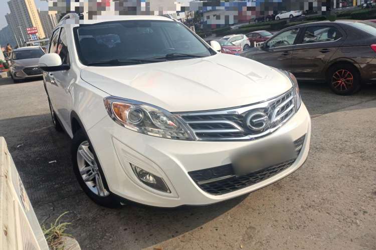 Used GAC Trumpchi GS5 2014 2.0L Automatic Two-Wheel Drive Deluxe Edition Exterior 2